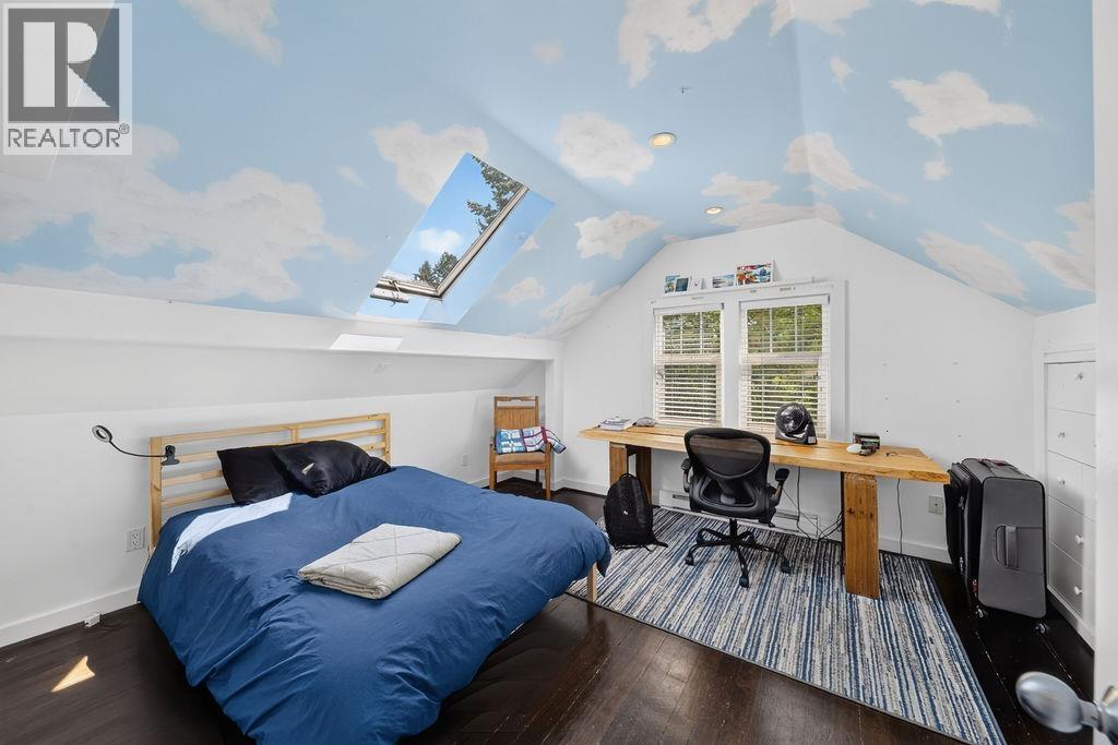 4327 W 12TH AVENUE, Vancouver - Image 1