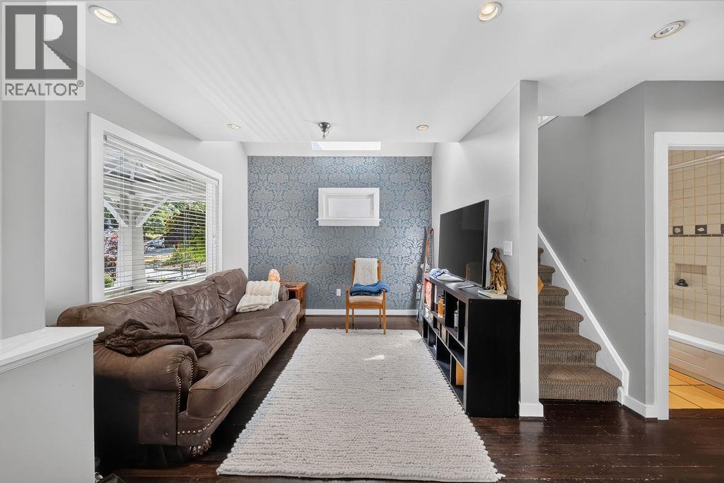 4327 W 12TH AVENUE, Vancouver - Image 1
