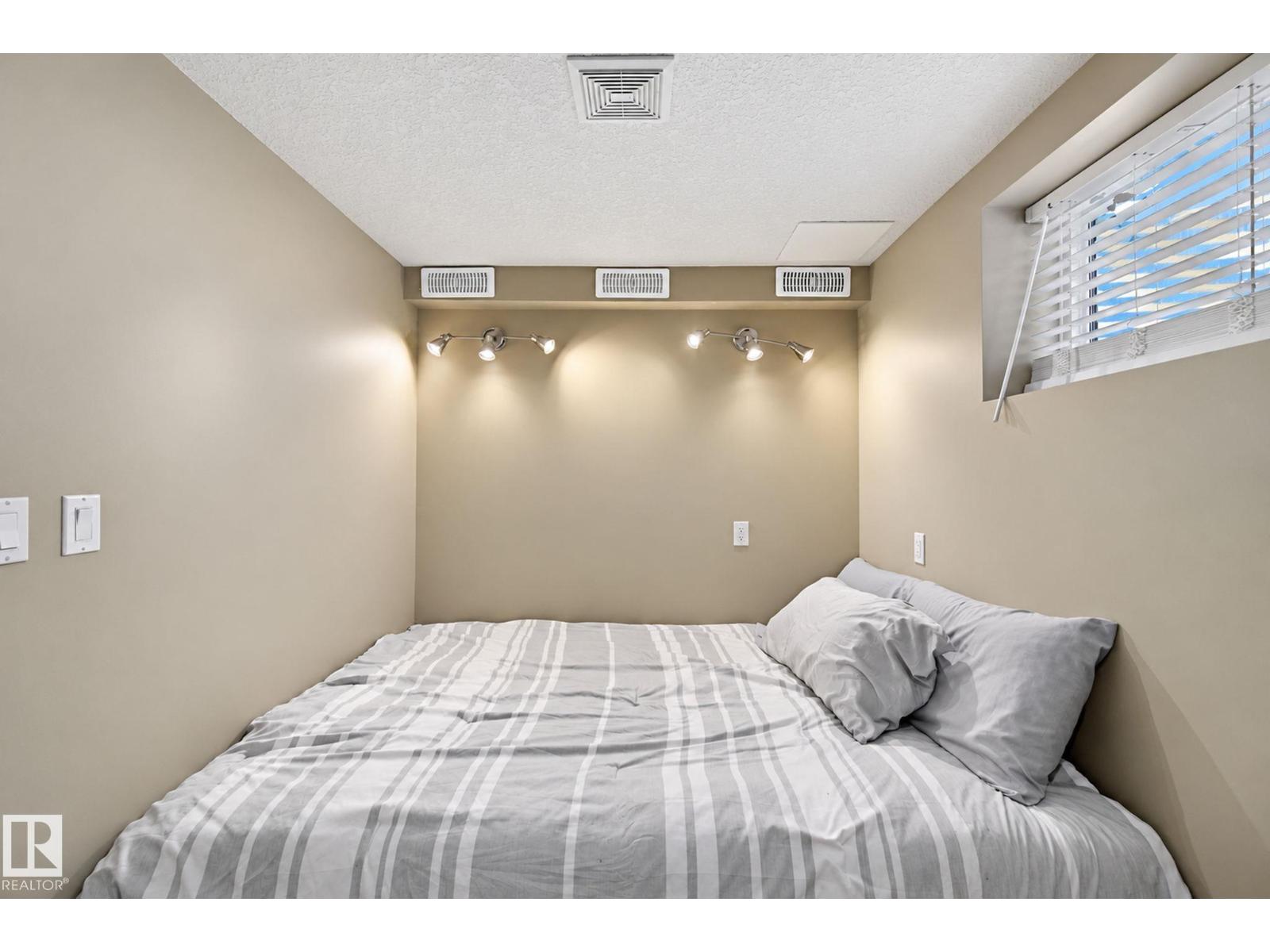 100 Willow's EN, Stony Plain — photo 35