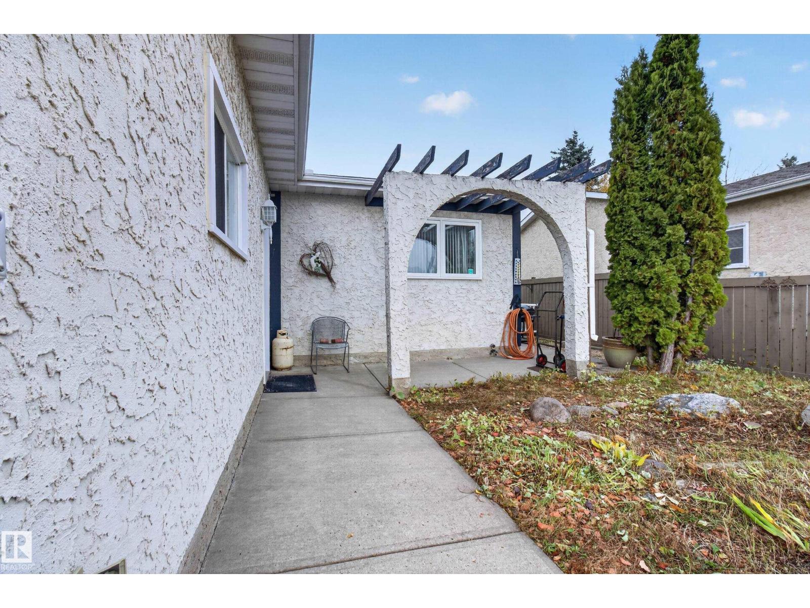 14522 37 ST NW, Edmonton — photo 4