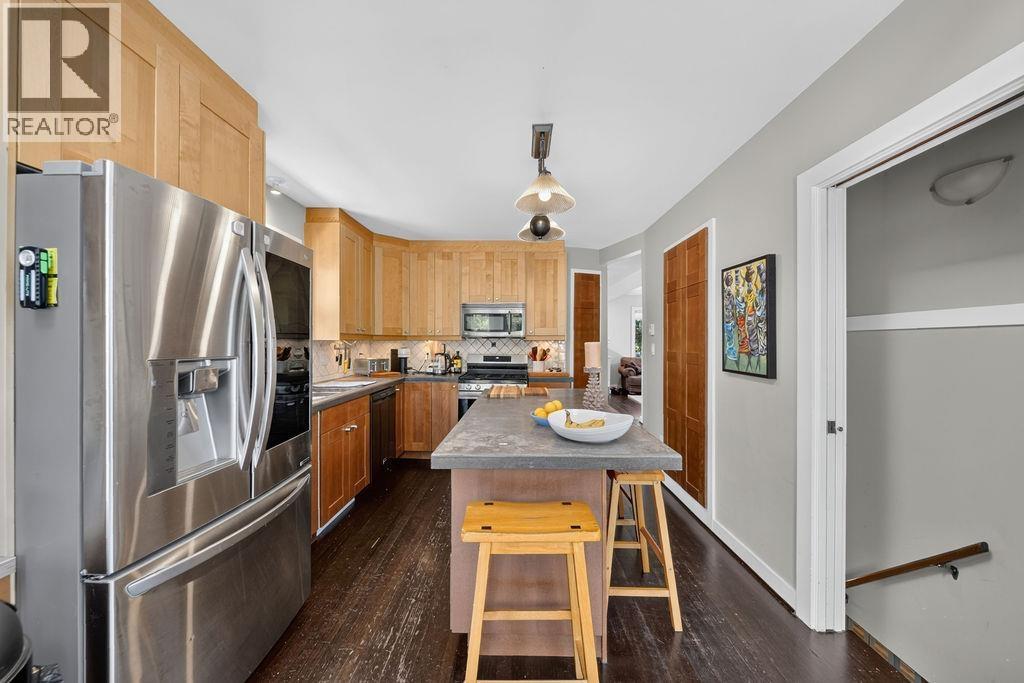 4327 W 12TH AVENUE, Vancouver - Image 1