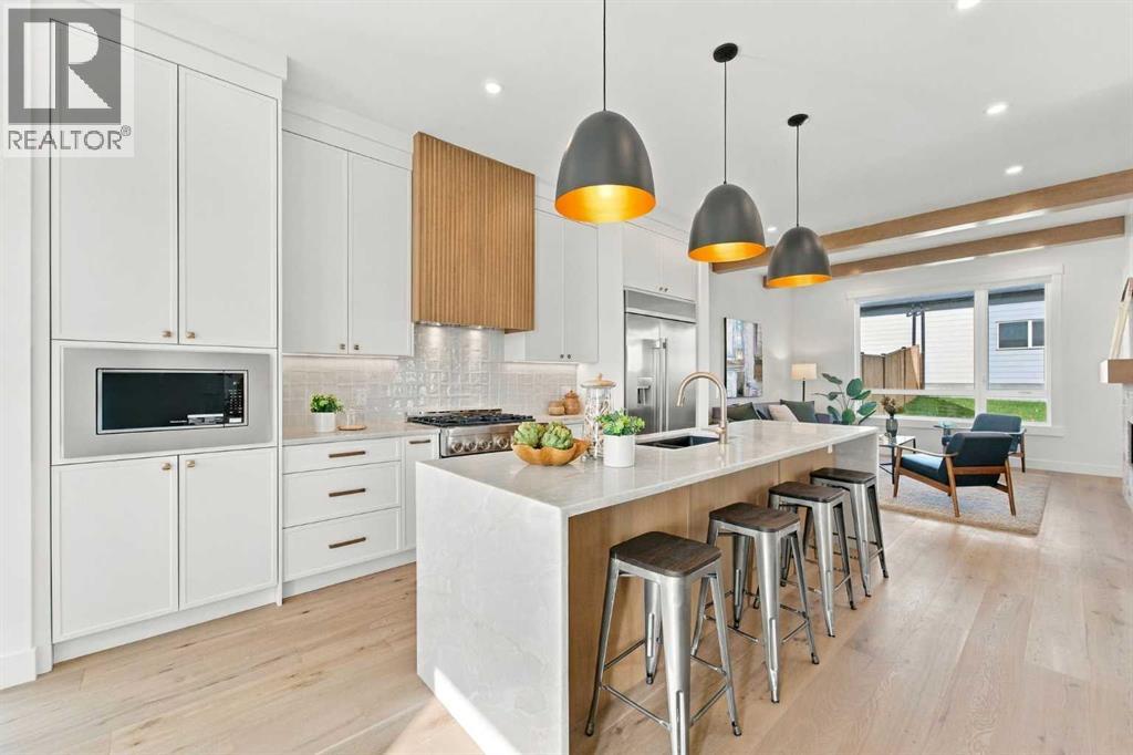 4918 21 Avenue NW, Calgary — photo 5