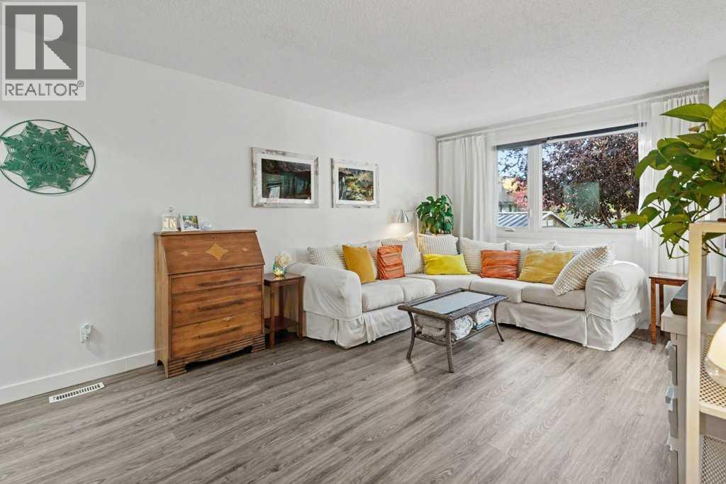 8N, 203 Lynnview Road SE, Calgary — photo 2