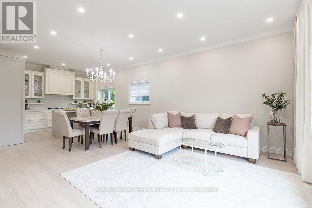 32 Davidson Road, Aurora, ON photo 12
