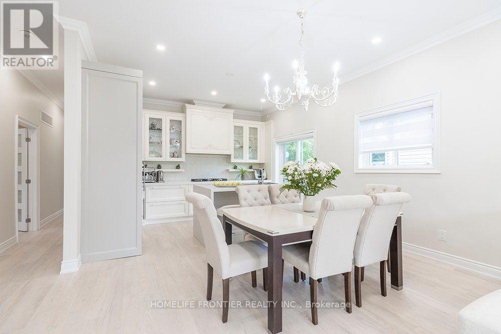 32 Davidson Road, Aurora, ON photo 16