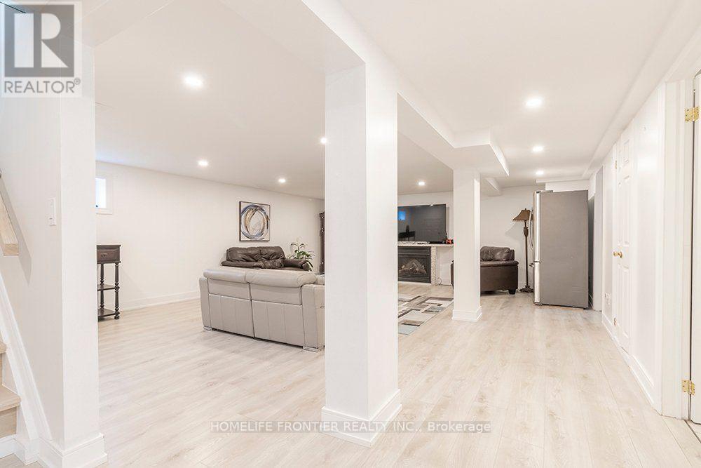 32 Davidson Road, Aurora, ON photo 33