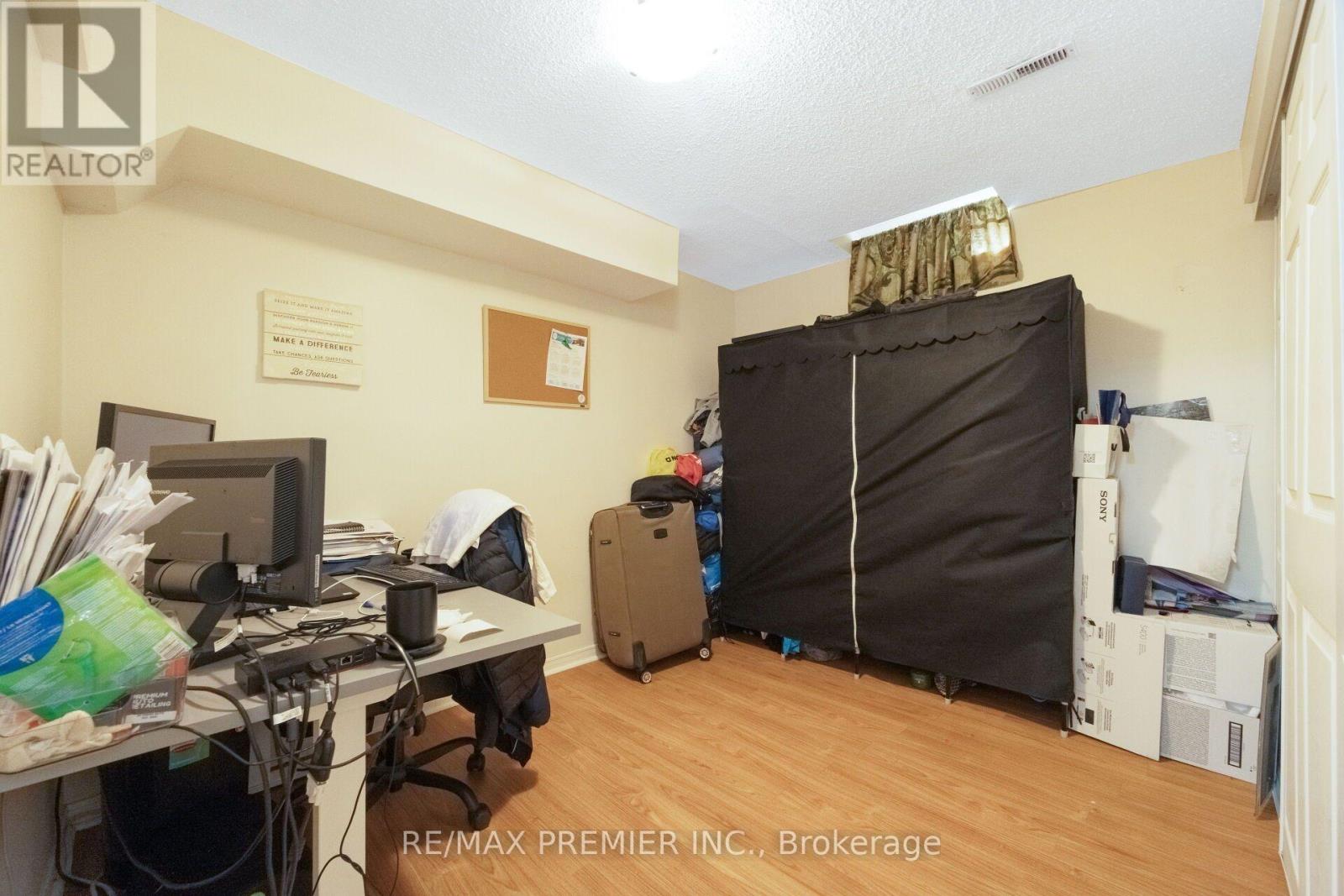 45 ROSEBUD AVENUE - 38