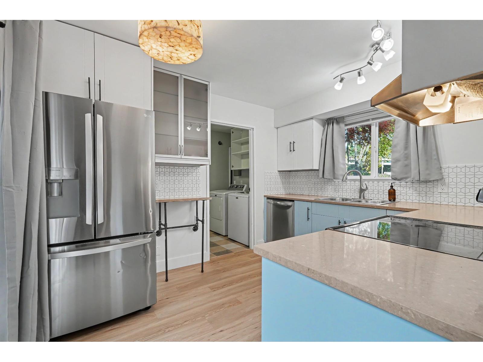 6279 W GREENSIDE DRIVE, Surrey - Image 1