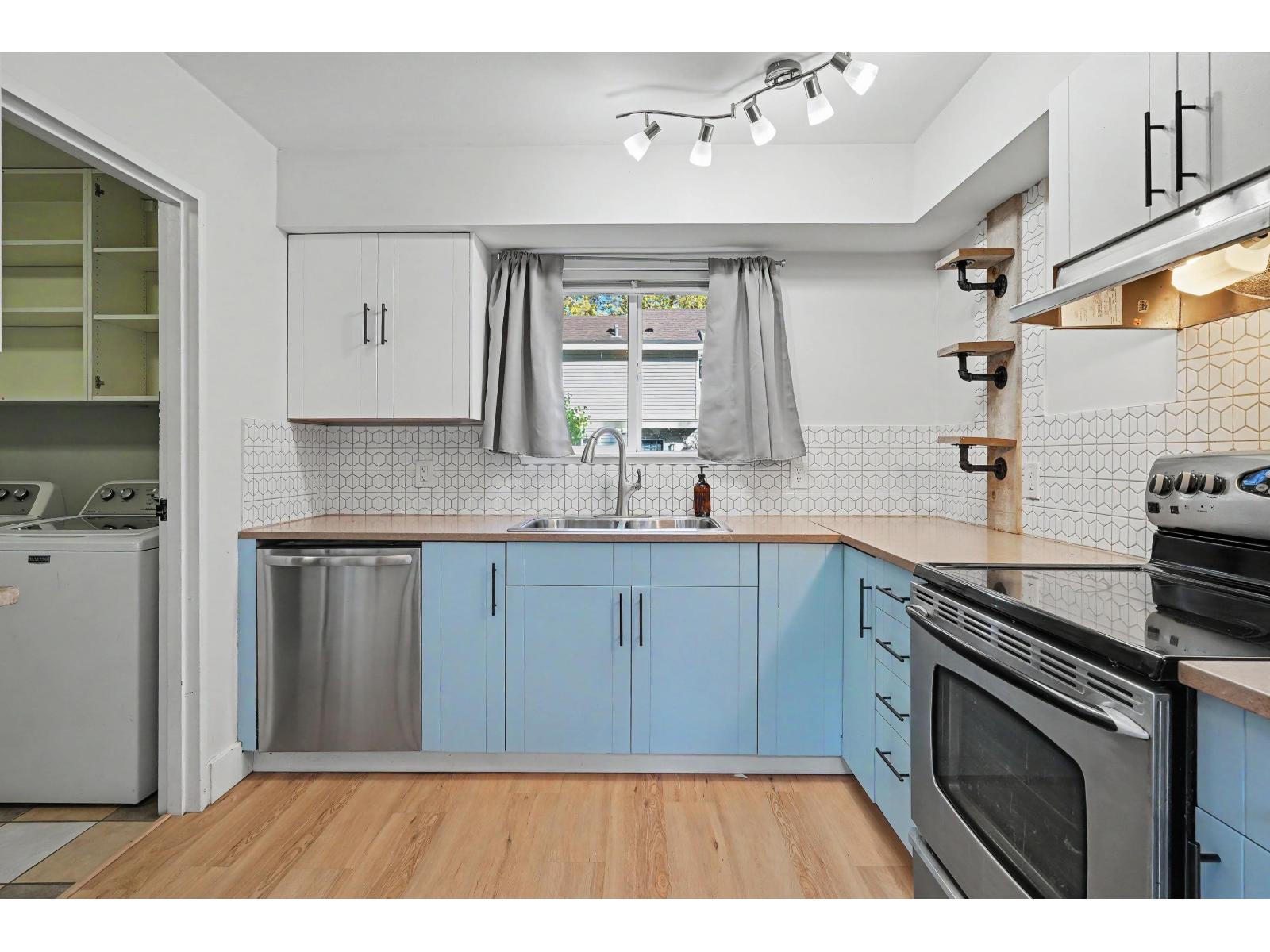 6279 W GREENSIDE DRIVE, Surrey - Image 1