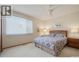 Bedroom - 25 Yale Crescent, Saskatoon, SK S7H3P6 Photo 18