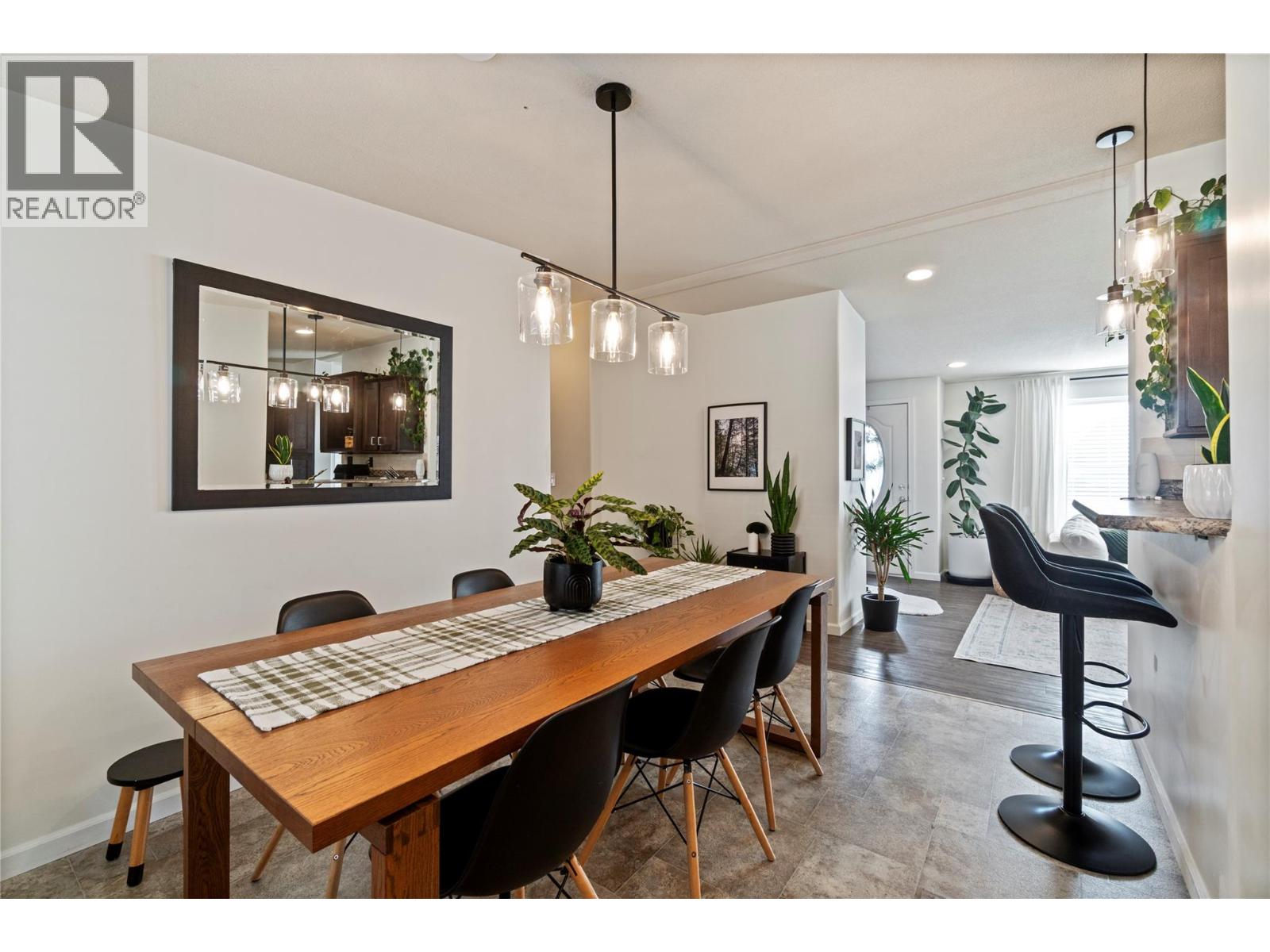 #16 4811 10A Avenue NE - 25