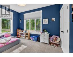 Photo 16 of 40, 110 WESTVIEW ROAD · Prince George, BC