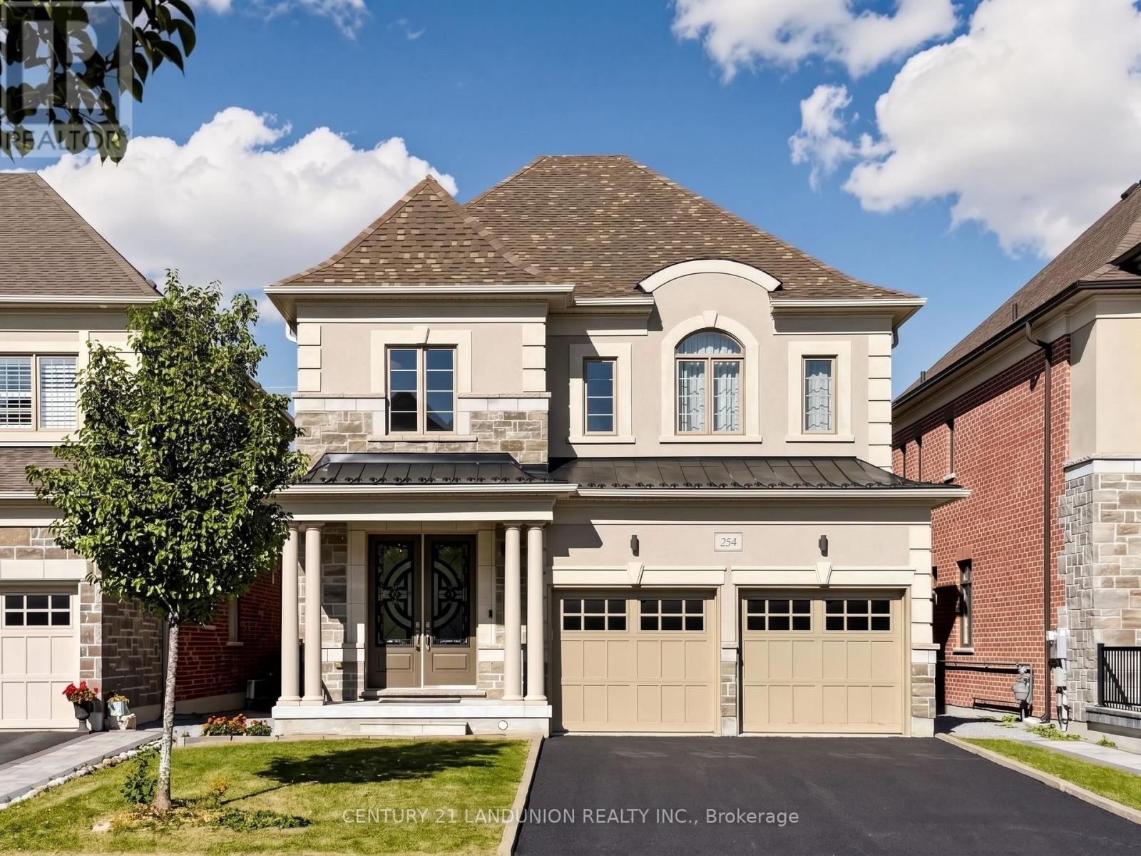 254 Touch Gold Crescent, Aurora, ON