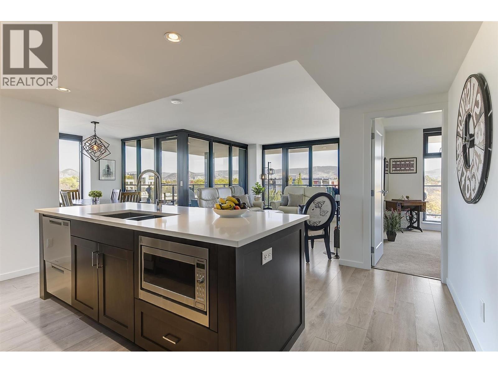 401 485 Groves Avenue, Kelowna