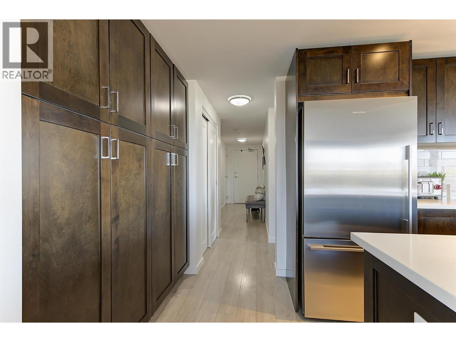 401 485 Groves Avenue, Kelowna
