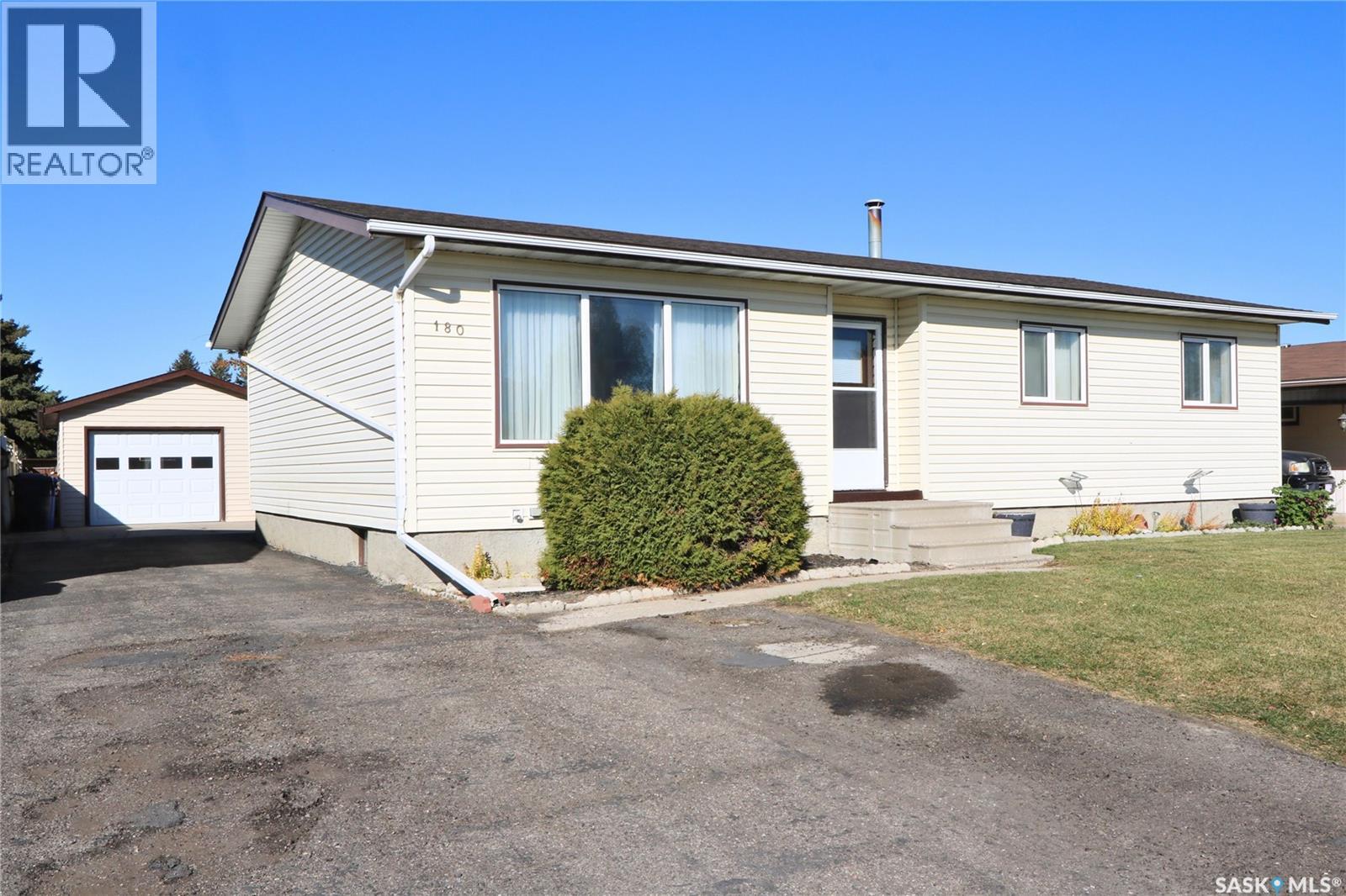 Yorkton 180 McBurney DRIVE, Yorkton