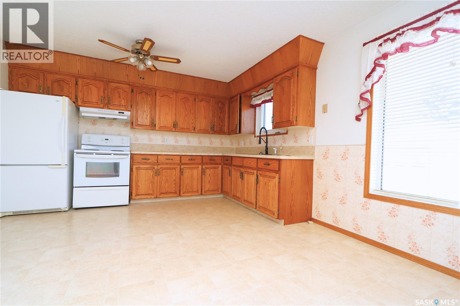 Yorkton 180 McBurney DRIVE, Yorkton — photo 8