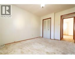 180 Mcburney Drive, Yorkton, SK S3N3M4 Photo 16