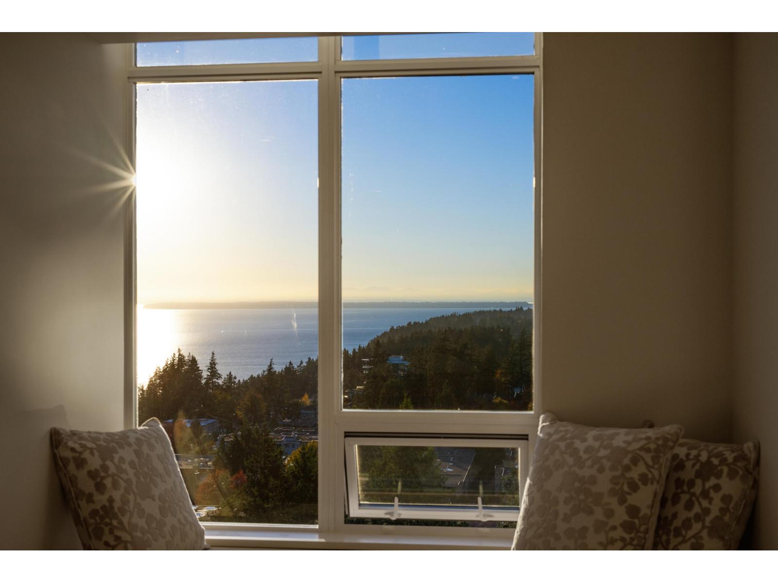 1602 1473 JOHNSTON ROAD, White Rock - Image 1