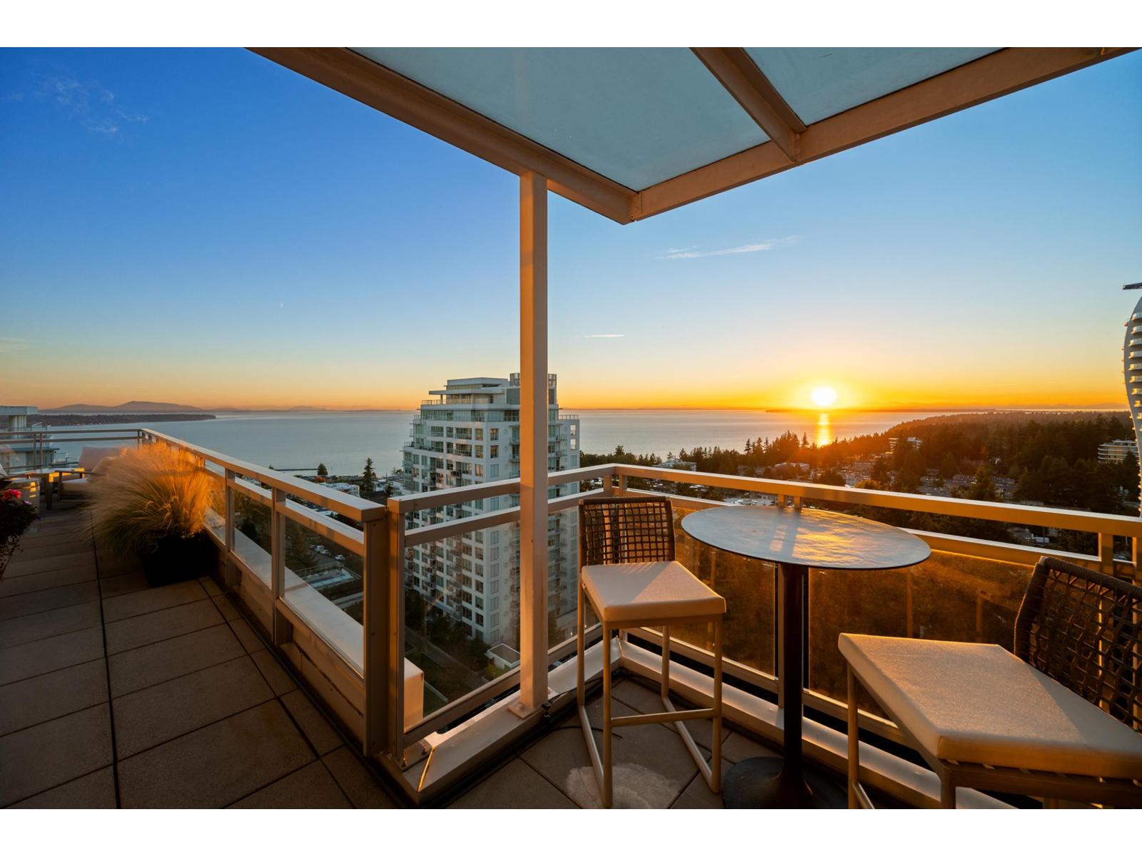 1602 1473 JOHNSTON ROAD, White Rock - Image 1