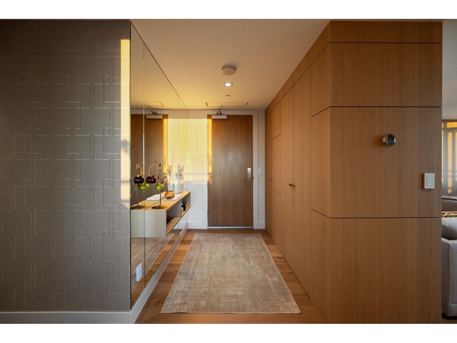 1602 1473 JOHNSTON ROAD, White Rock - Image 1