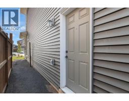 541 Baywater Manor Sw, Airdrie, AB T4B0A7 Photo 36
