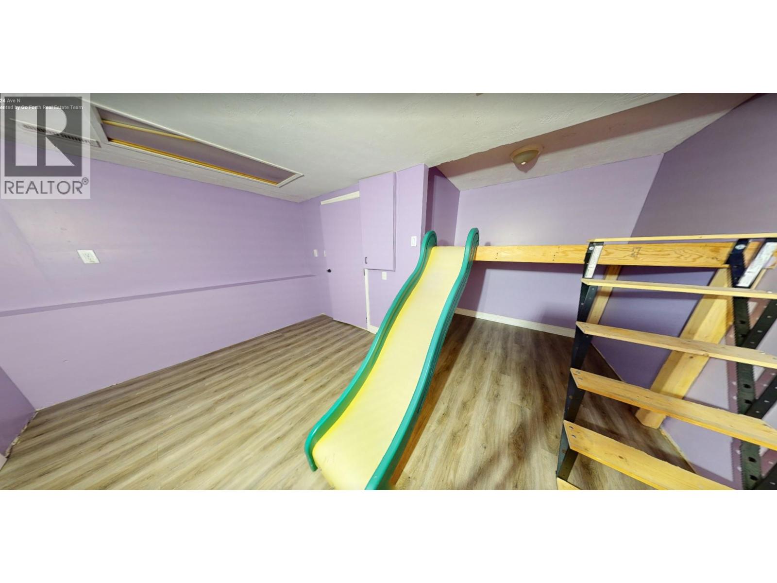115 24th Avenue N, Creston - Image 1