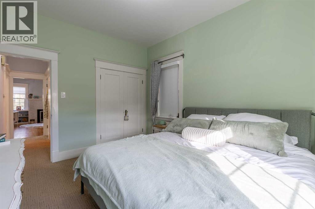1512 6 Avenue S, photo 28 of 49