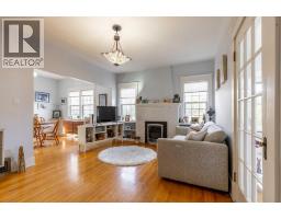 3pc Bathroom - 1512 6 Avenue S, Lethbridge, AB T1J1B1 Photo 9