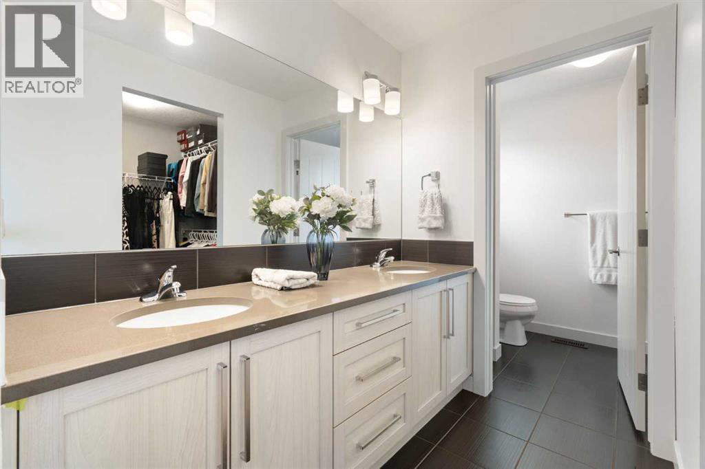 416 Coopers Boulevard SW, Airdrie — photo 27