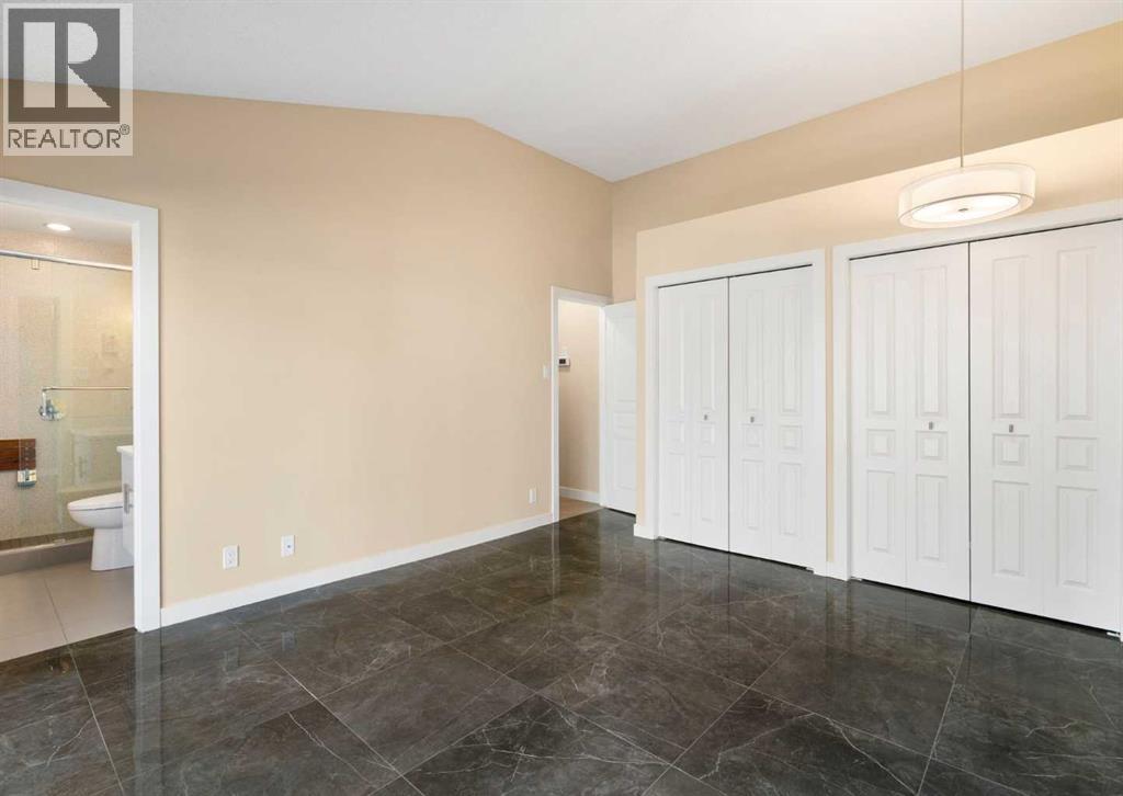 7132 Bow Crescent NW, Calgary — photo 17