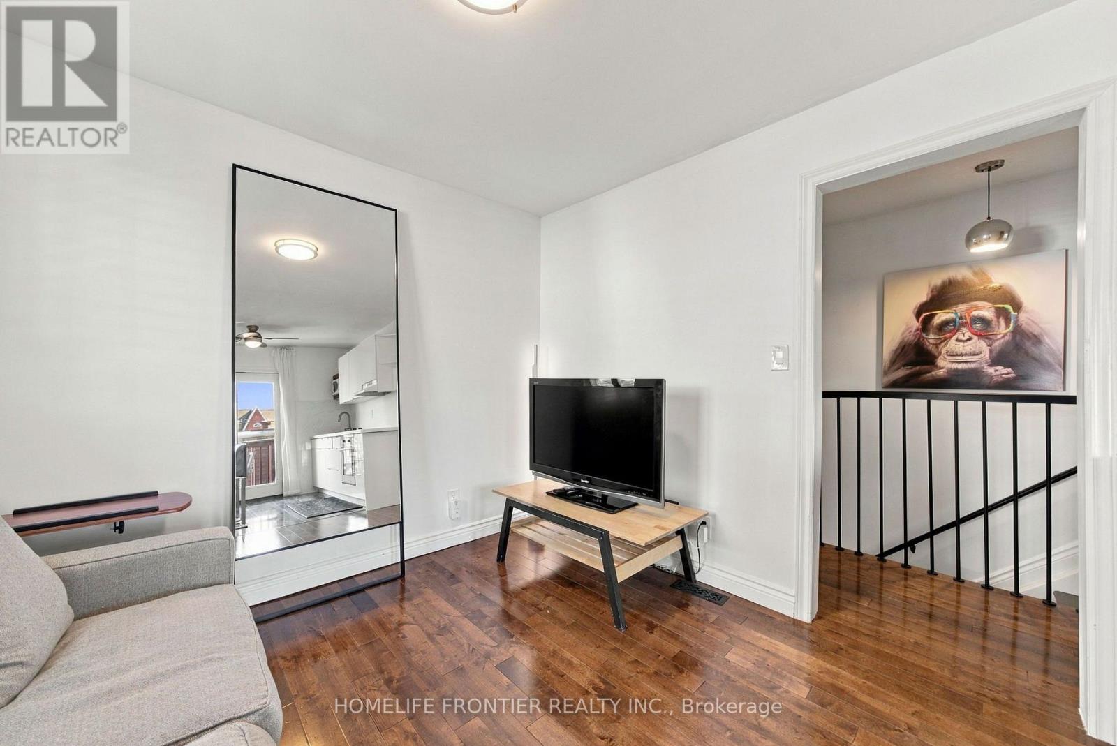 UPPER - 122 MANNING AVENUE, Toronto (Trinity-Bellwoods) — photo 10
