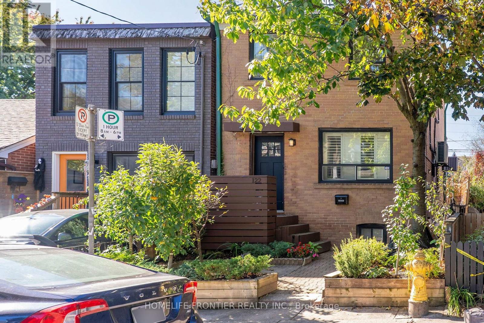 UPPER - 122 MANNING AVENUE, Toronto (Trinity-Bellwoods) — photo 2