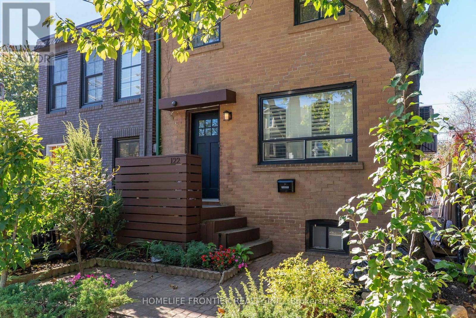 UPPER - 122 MANNING AVENUE, Toronto (Trinity-Bellwoods) — photo 3