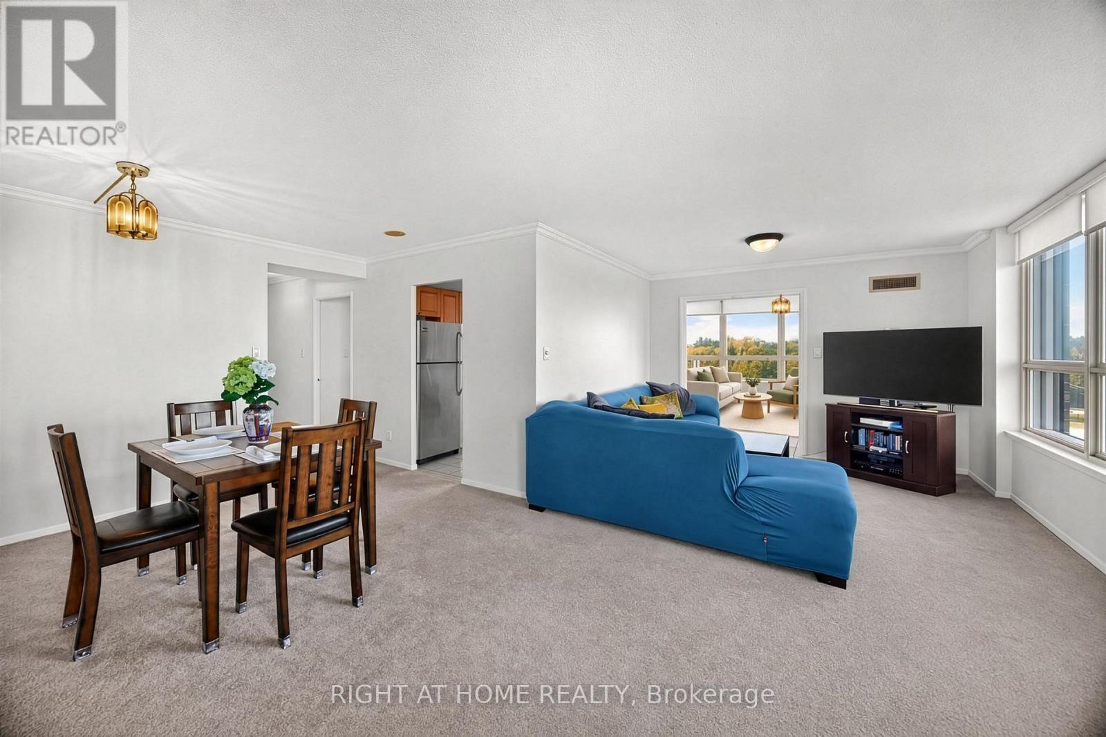 611- 268 Ridley Boulevard, Toronto, ON photo 13