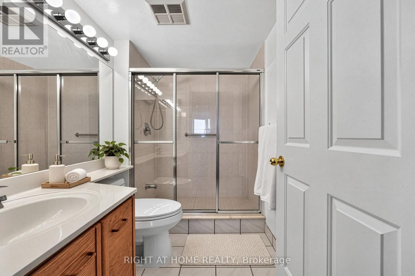 611- 268 Ridley Boulevard, Toronto, ON photo 32