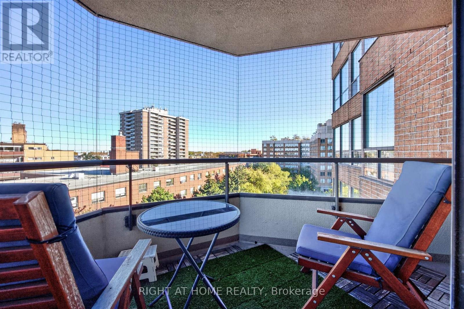 611- 268 Ridley Boulevard, Toronto, ON photo 34