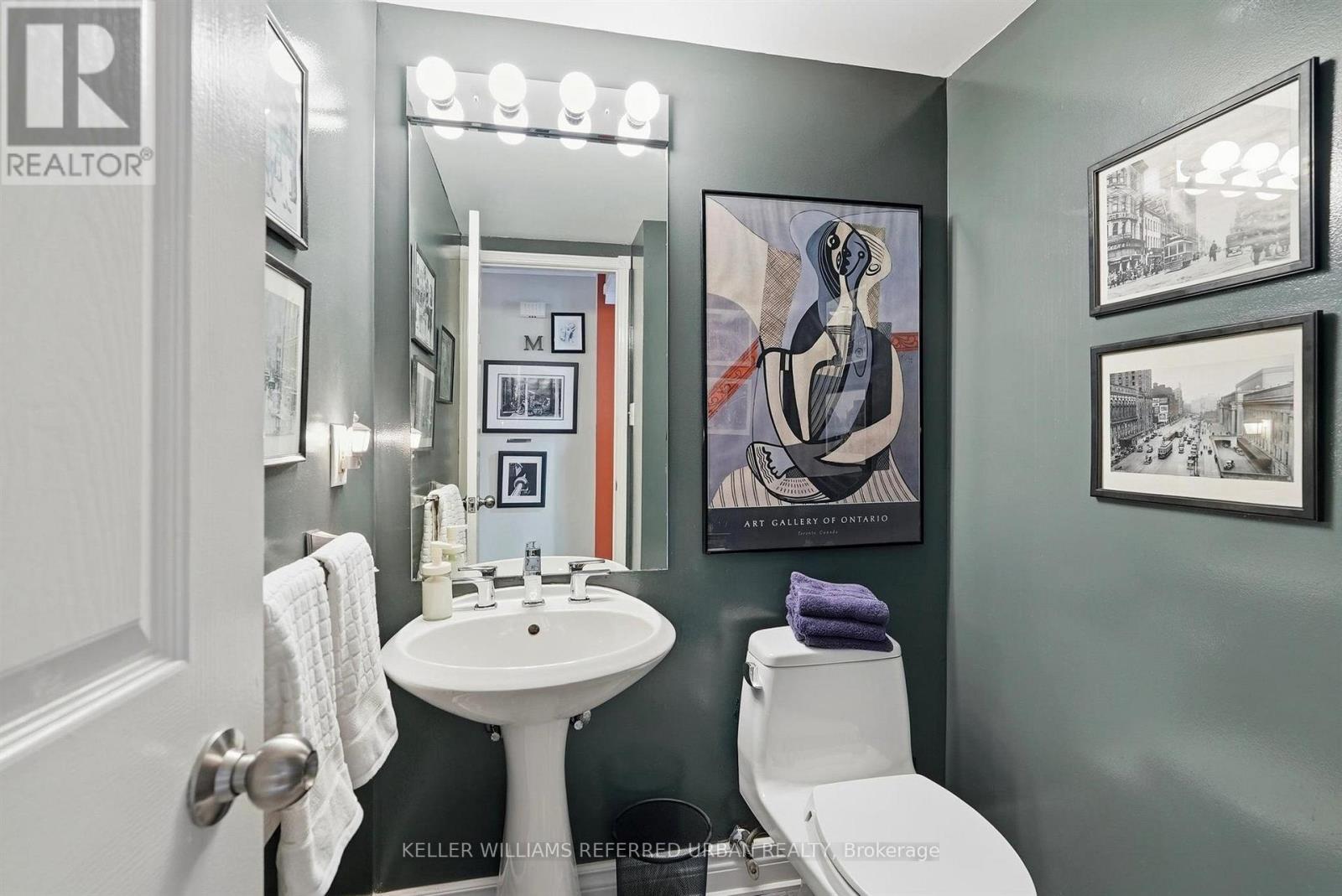 58 St Nicholas Street, Toronto, ON photo 18