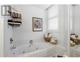 58 St Nicholas Street, Toronto, ON M4Y1W7 Photo 22