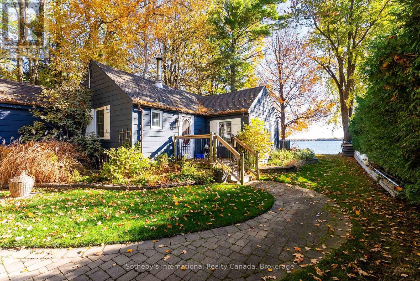 3211 CRESCENT BAY ROAD, Severn (Washago)