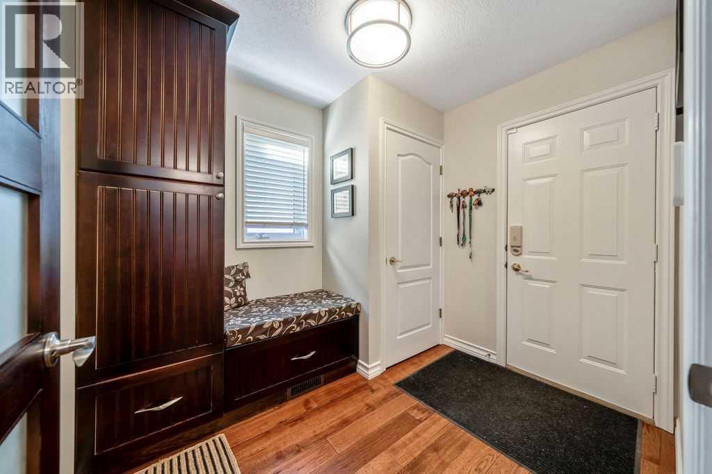 7 Springbank View SW, Calgary — photo 18