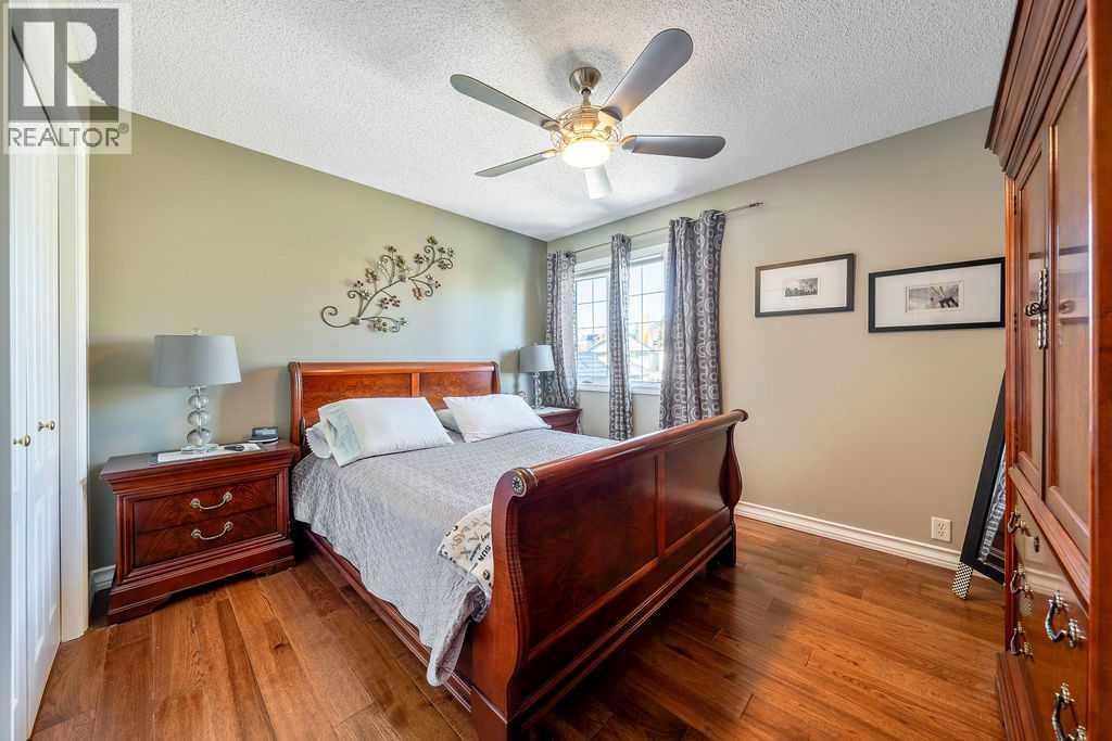 7 Springbank View SW, Calgary — photo 24