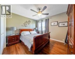 7 Springbank View Sw, Calgary, AB T3H4J5 Photo 24