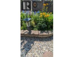7 Springbank View Sw, Calgary, AB T3H4J5 Photo 41