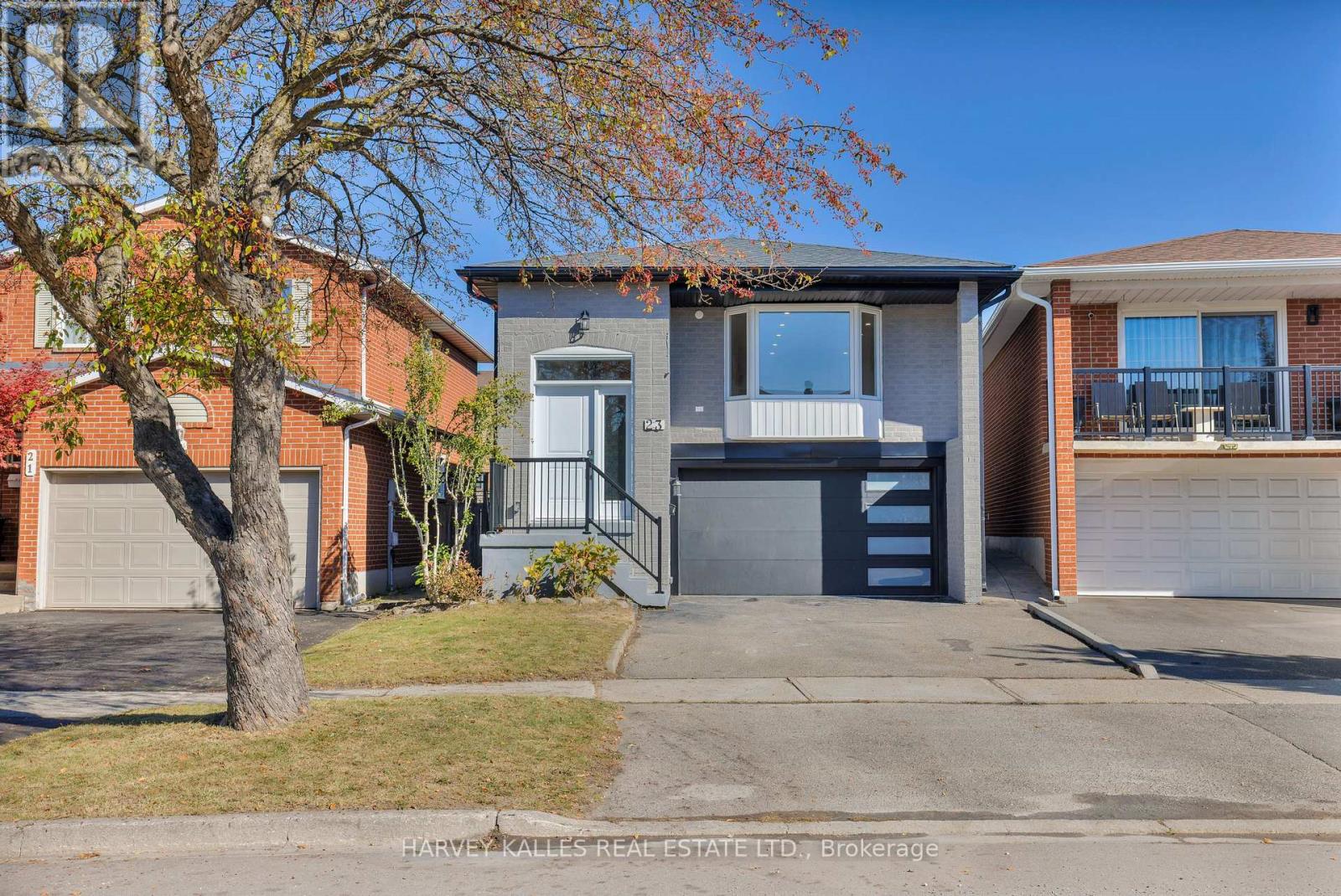23 COG HILL DRIVE, Vaughan (Glen Shields) — photo 2