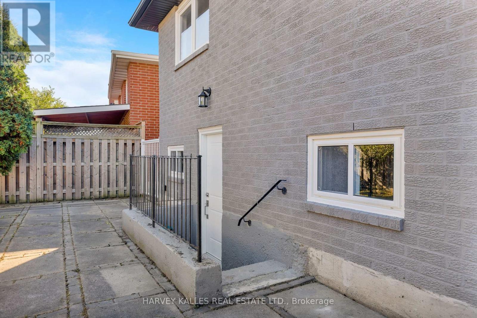 23 Cog Hill Drive, Vaughan, ON photo 40