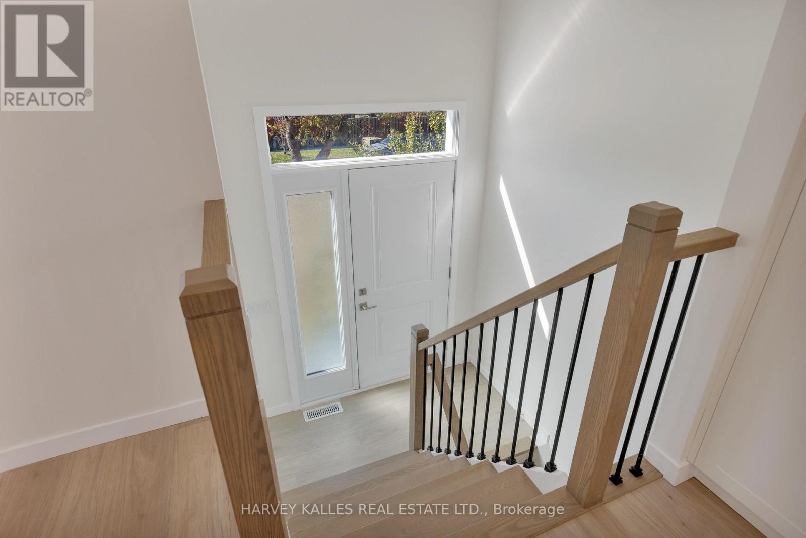 23 COG HILL DRIVE, Vaughan (Glen Shields) — photo 5