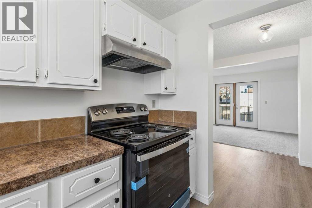 42, 32 Whitnel Court NE, Calgary — photo 15