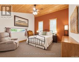 8542 Hwy 12, Oro Medonte, ON L3V0H2 Photo 13