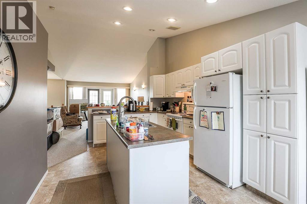 20 Taylor Mews SE, Medicine Hat — photo 17